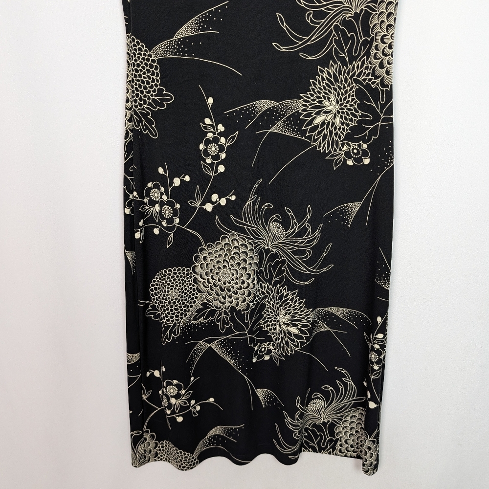 Asian Dress - Picture 4 of 9